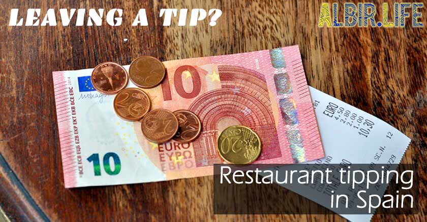 Tipping in Spain